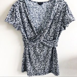 Nine West  BLACK AND WHITE SHORT SL MED. STRETCHY